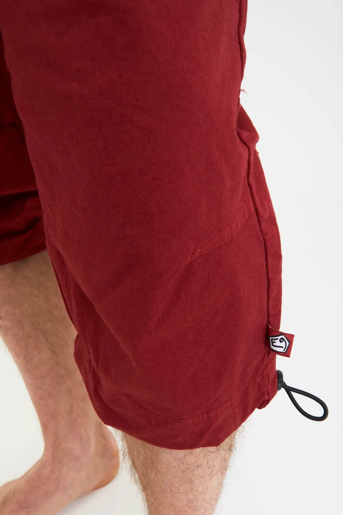 Discount R3 Men Shorts